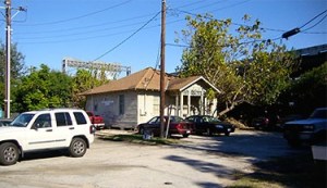 photo courtesy swamplot.com